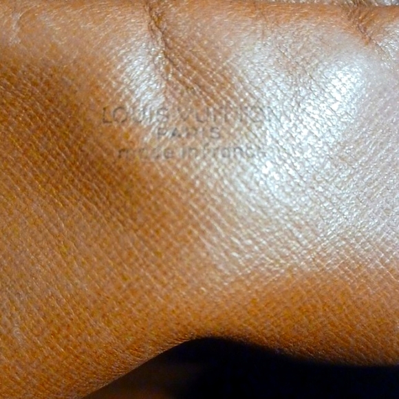 ✨️LOUIS VUITTON MONOGRAM MINI AMAZONE CROSSBODY - Picture 7 of 14